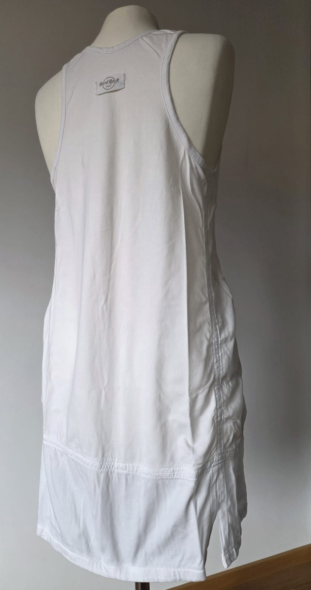 Kleid Hardrock Mallorca Ruecken – Eigenkollektion Agnes Art