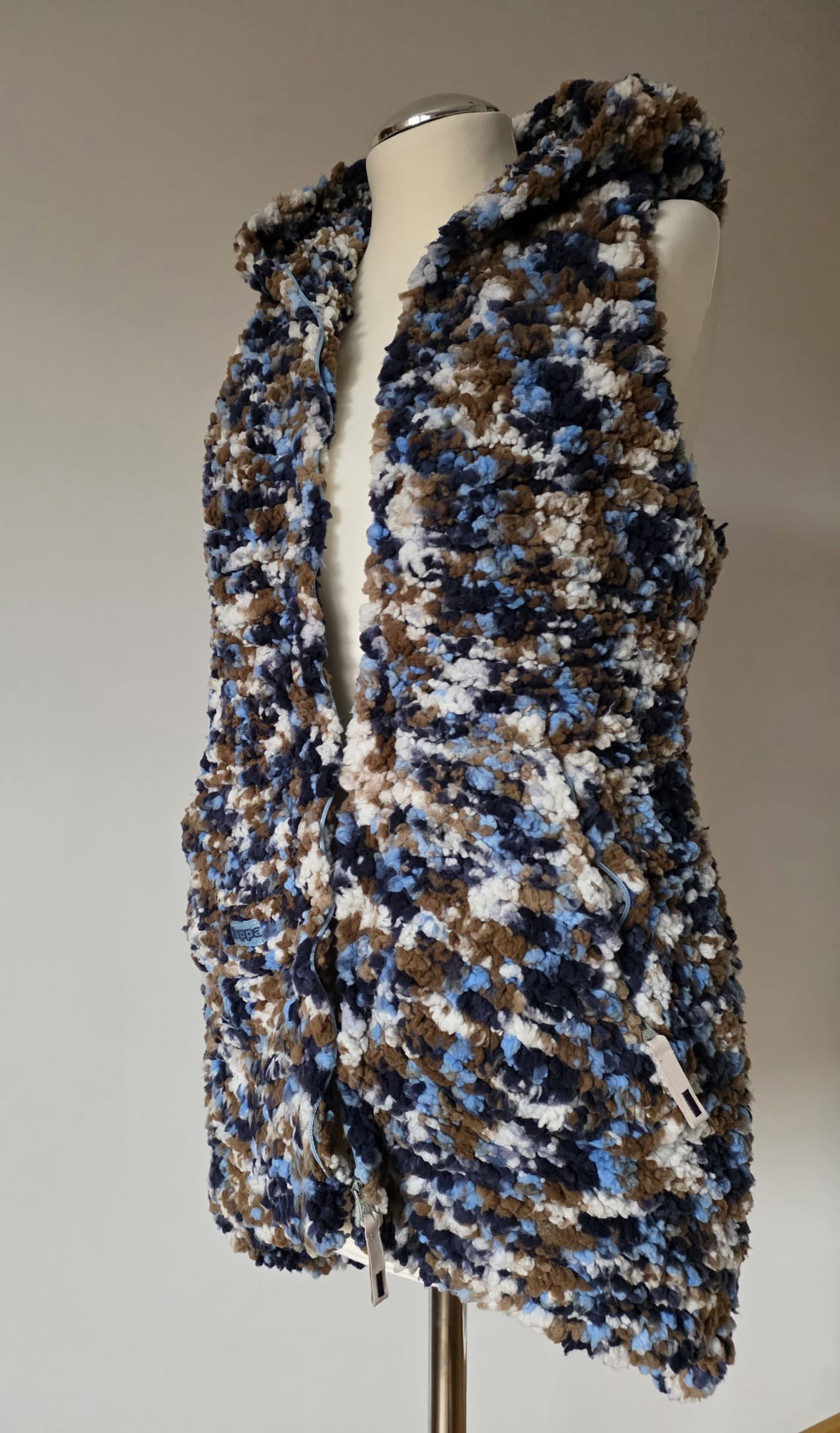 Weste Boucle Bunt – Eigenkollektion Agnes Art