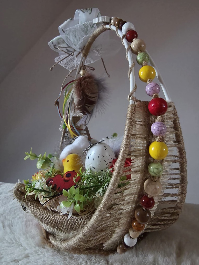 Osterkorb mit Hasenohren